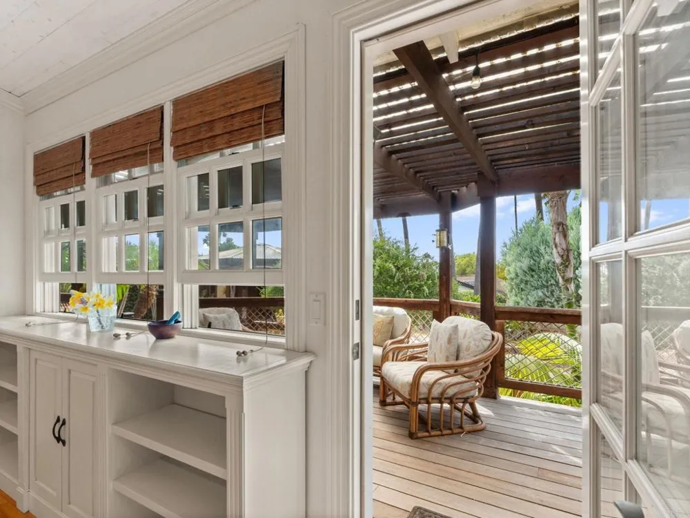 890 Passiflora Avenue Encinitas, CA 92024