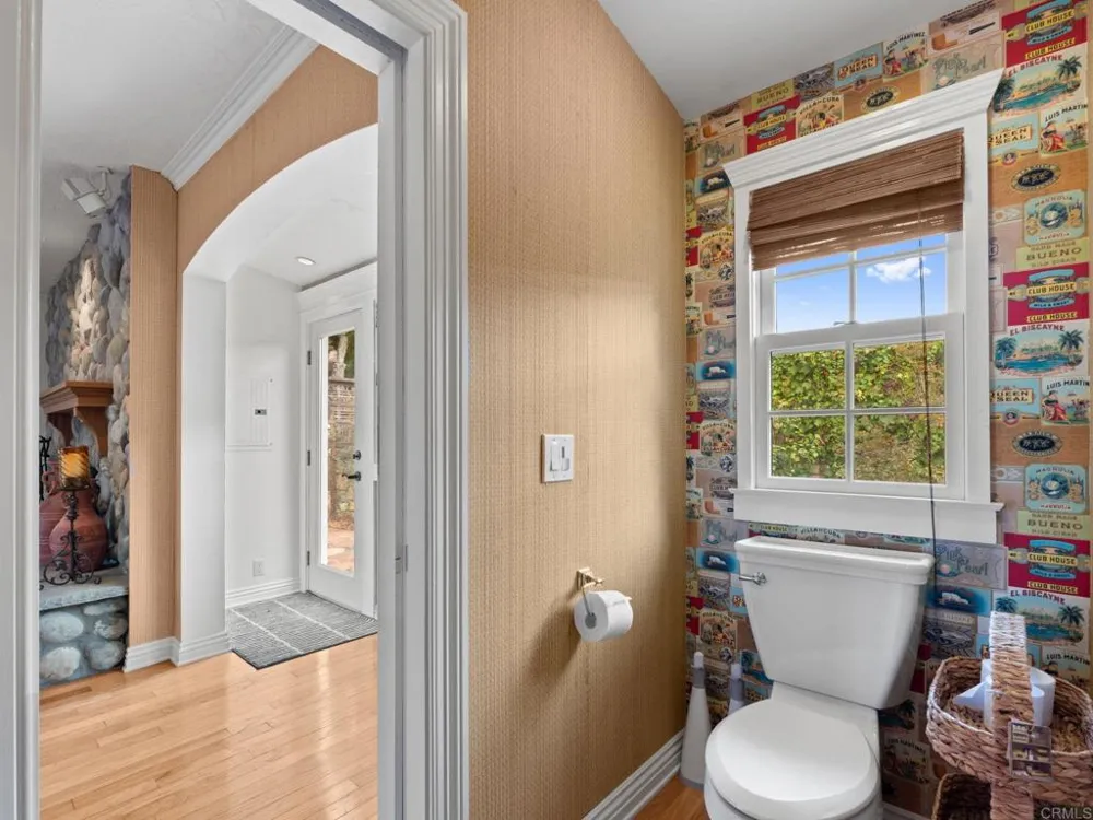 890 Passiflora Avenue Encinitas, CA 92024