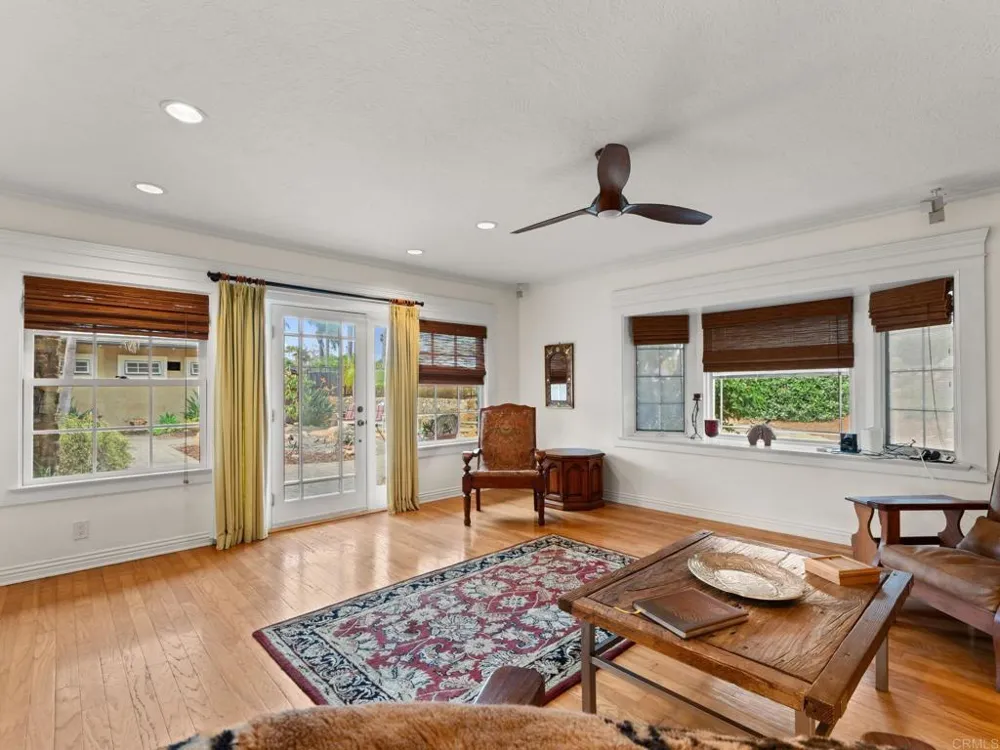 890 Passiflora Avenue Encinitas, CA 92024