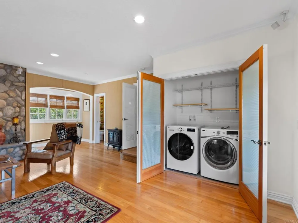 890 Passiflora Avenue Encinitas, CA 92024