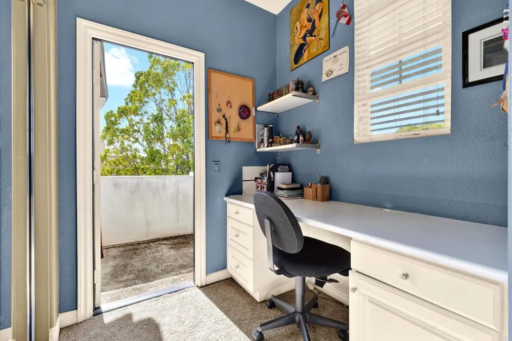 12491 Sundance Ave San Diego, CA 92129
