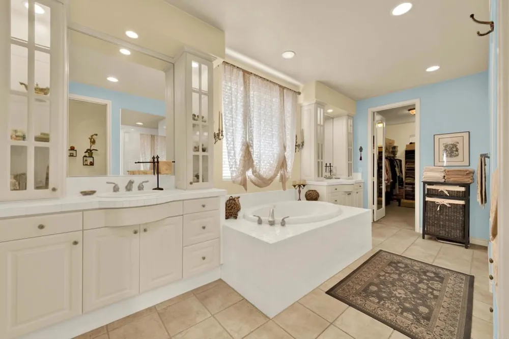 12491 Sundance Ave San Diego, CA 92129