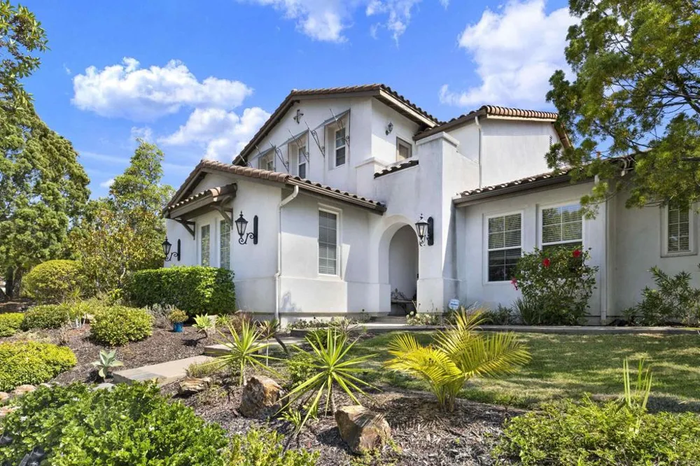 12491 Sundance Ave San Diego, CA 92129