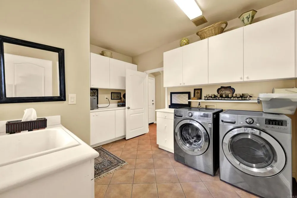 12491 Sundance Ave San Diego, CA 92129