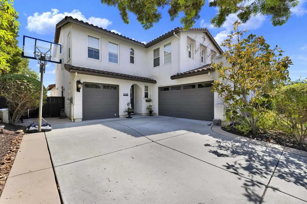 12491 Sundance Ave San Diego, CA 92129