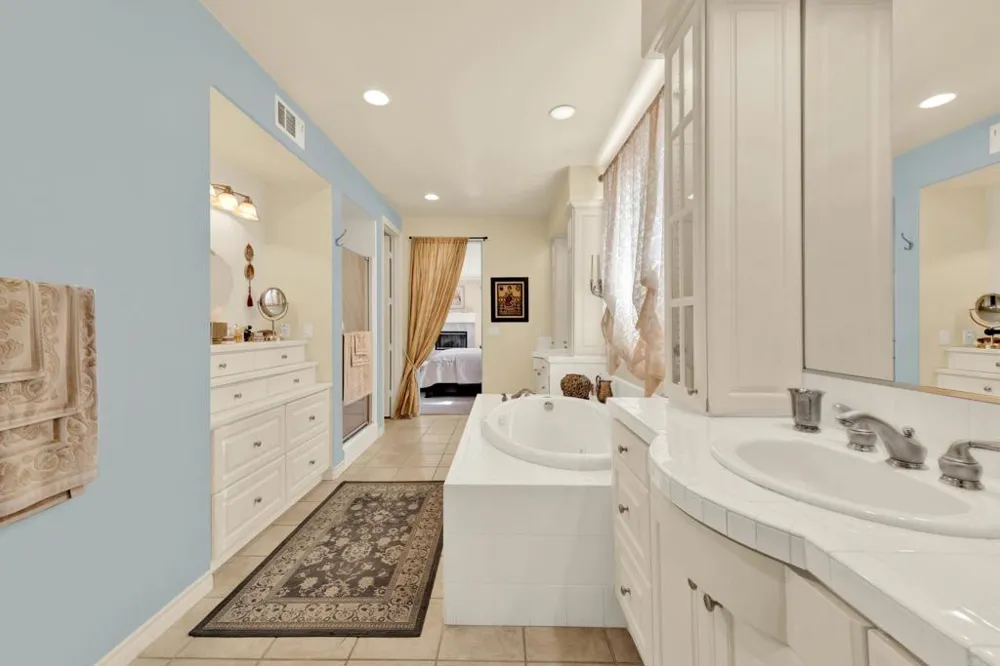 12491 Sundance Ave San Diego, CA 92129