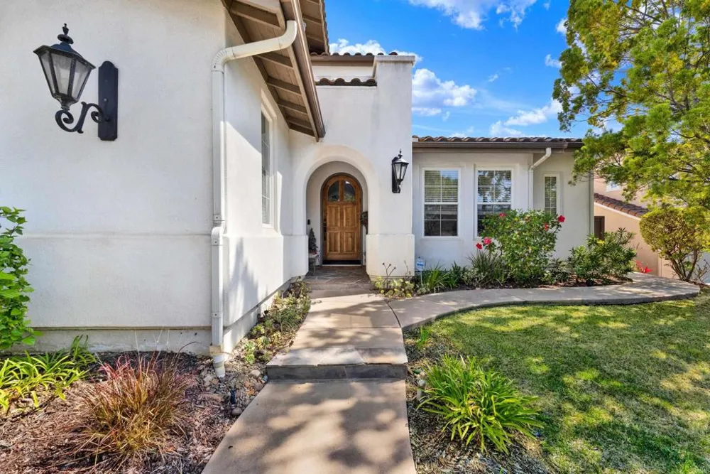 12491 Sundance Ave San Diego, CA 92129