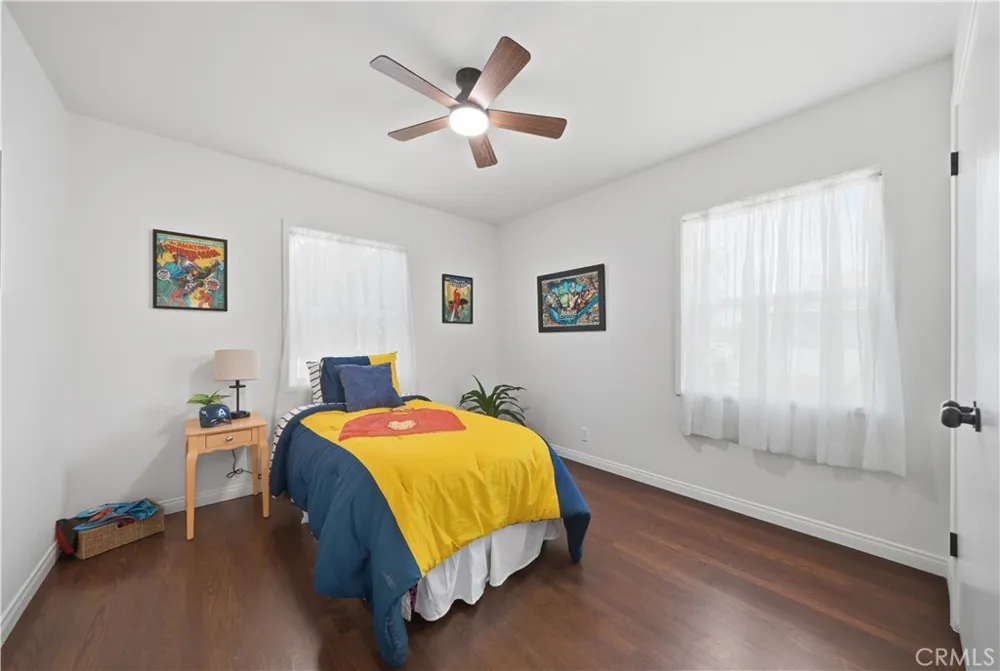 4646 Deeboyar Avenue Lakewood, CA 90712