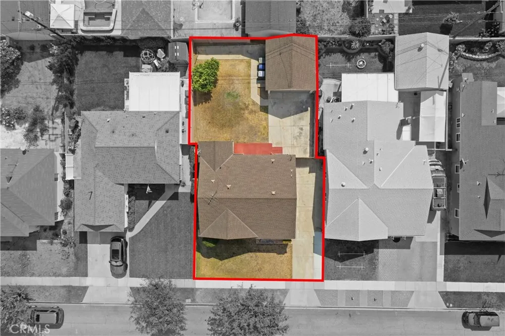 4646 Deeboyar Avenue Lakewood, CA 90712
