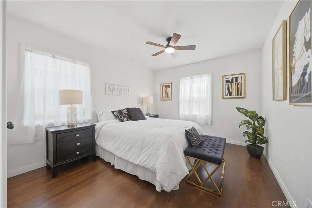 4646 Deeboyar Avenue Lakewood, CA 90712