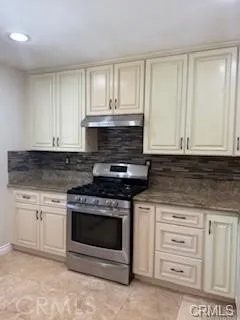 11770 Pierce Street Sylmar, CA 91342