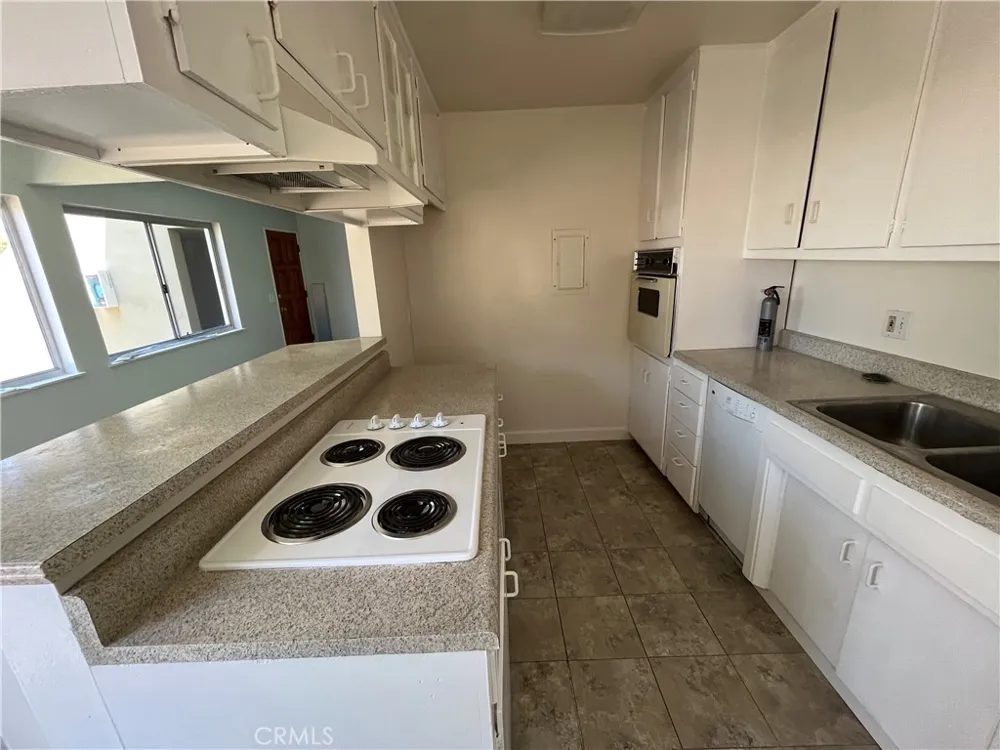 2956 Peppertree Lane #A Costa Mesa, CA 92626