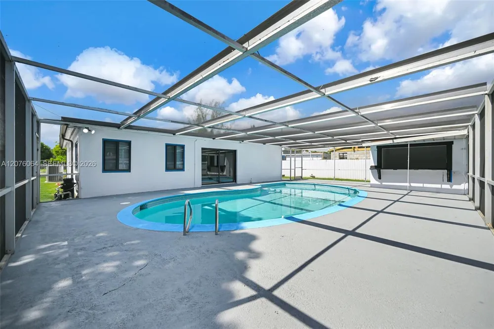721 Atlantic Ave Opa-Locka, FL 33054