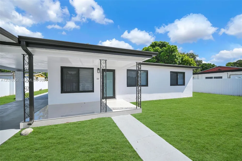 721 Atlantic Ave Opa-Locka, FL 33054