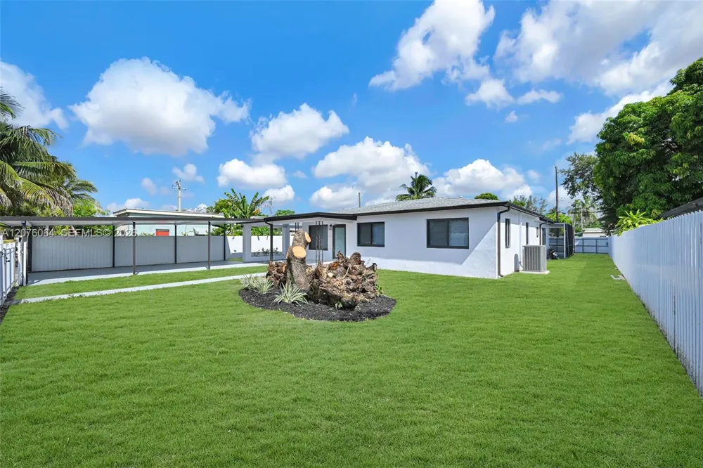 721 Atlantic Ave Opa-Locka, FL 33054
