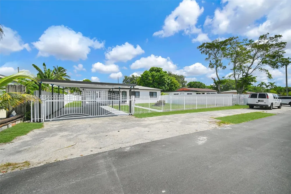 721 Atlantic Ave Opa-Locka, FL 33054
