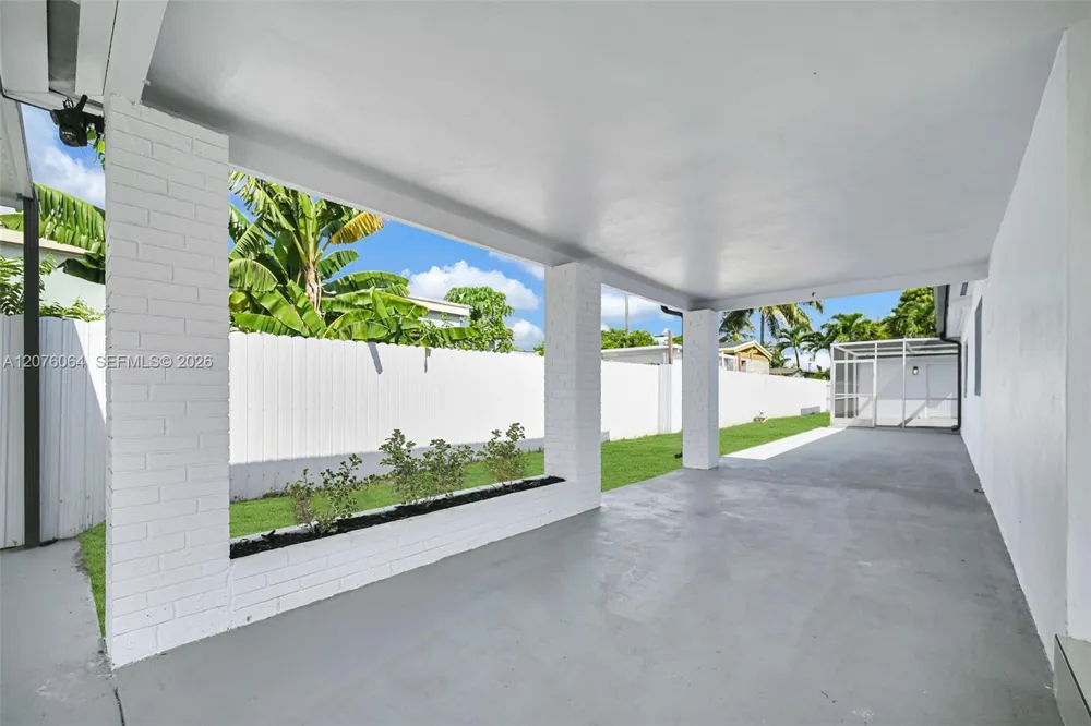 721 Atlantic Ave Opa-Locka, FL 33054