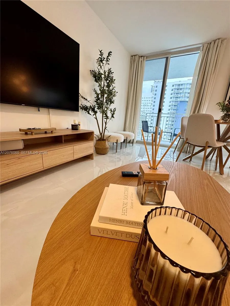 800 Miami Ave #E-1201 Miami, FL 33136