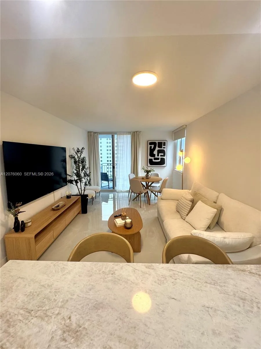 800 Miami Ave #E-1201 Miami, FL 33136