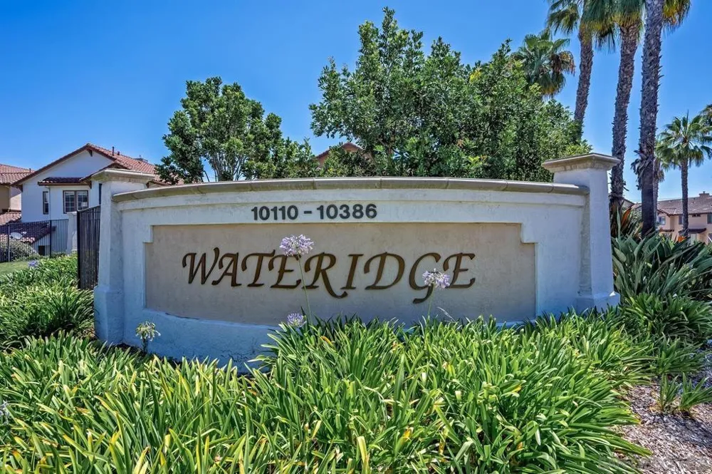 10260 Wateridge Circle #219 San Diego, CA 92121