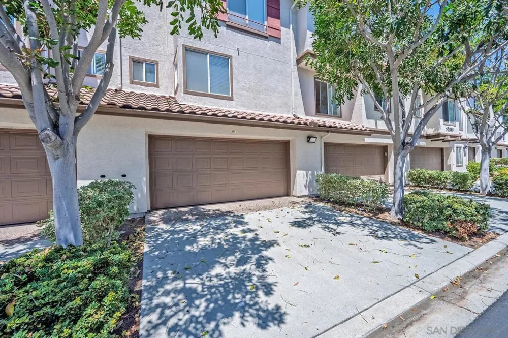 10260 Wateridge Circle #219 San Diego, CA 92121