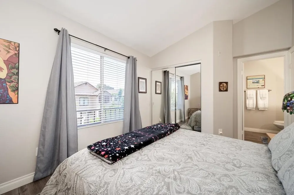 10260 Wateridge Circle #219 San Diego, CA 92121