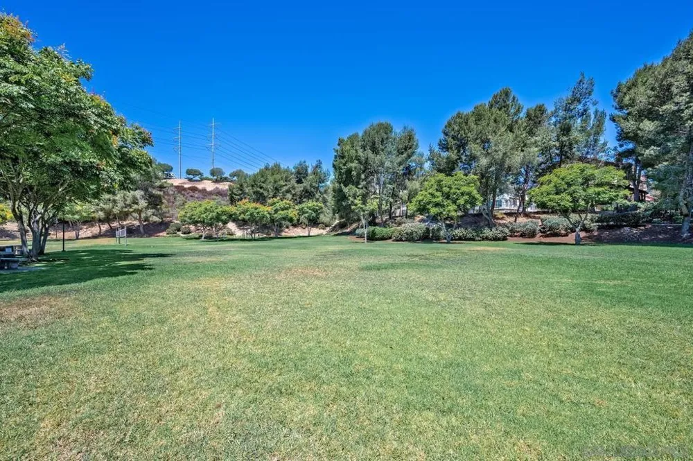 10260 Wateridge Circle #219 San Diego, CA 92121