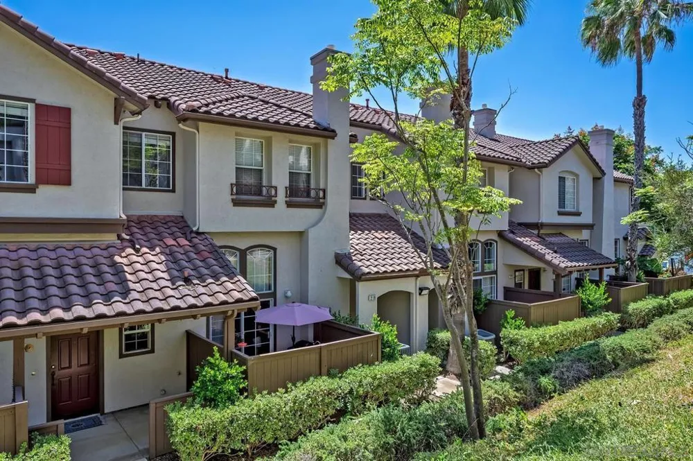 10260 Wateridge Circle #219 San Diego, CA 92121