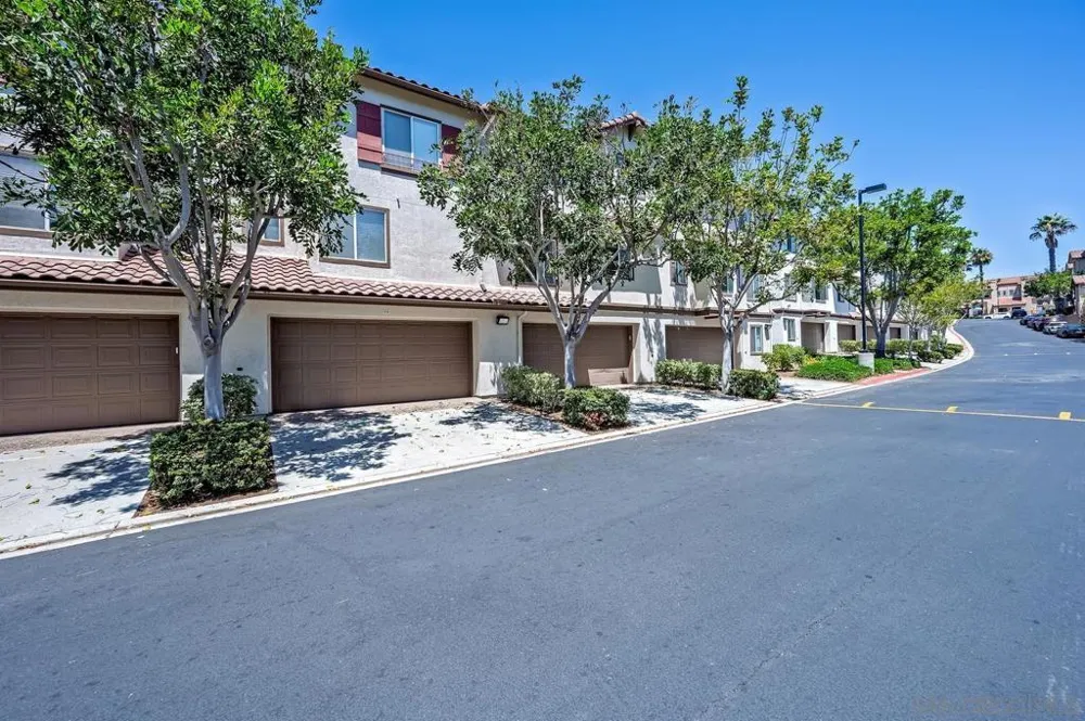 10260 Wateridge Circle #219 San Diego, CA 92121