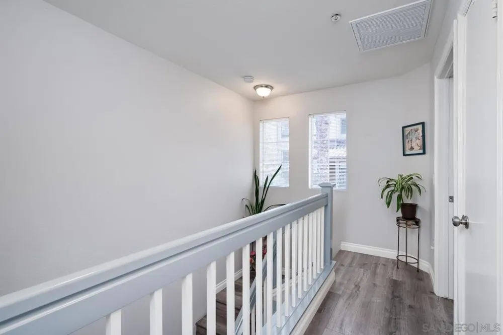 10260 Wateridge Circle #219 San Diego, CA 92121