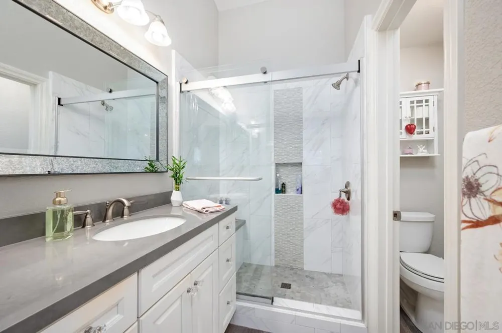 10260 Wateridge Circle #219 San Diego, CA 92121