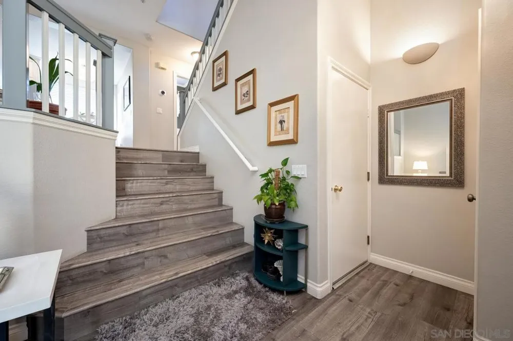 10260 Wateridge Circle #219 San Diego, CA 92121