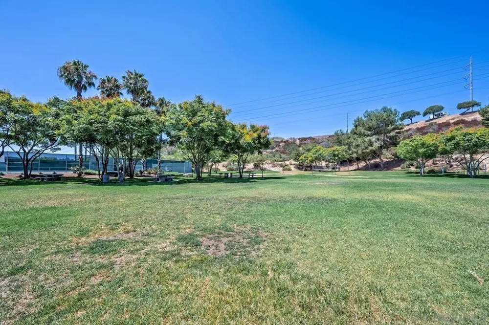 10260 Wateridge Circle #219 San Diego, CA 92121