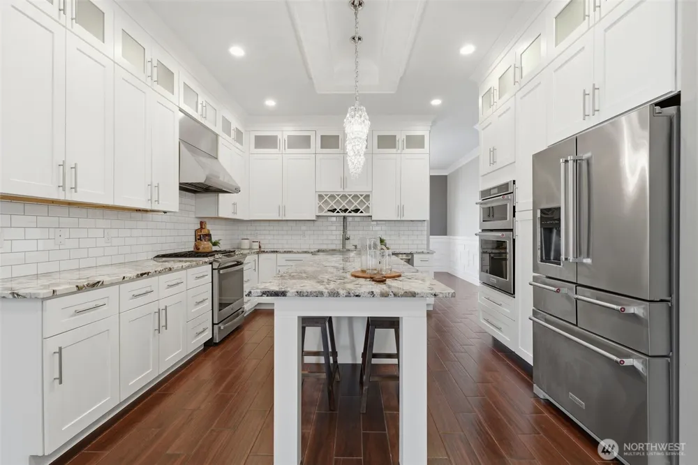 2303 W 49TH AVENUE Kennewick, WA 99337
