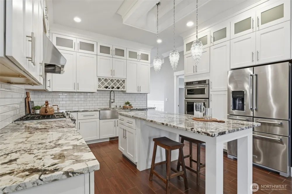 2303 W 49TH AVENUE Kennewick, WA 99337
