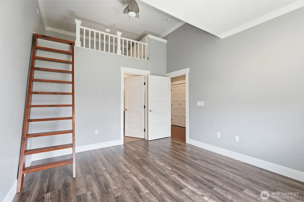 2303 W 49TH AVENUE Kennewick, WA 99337