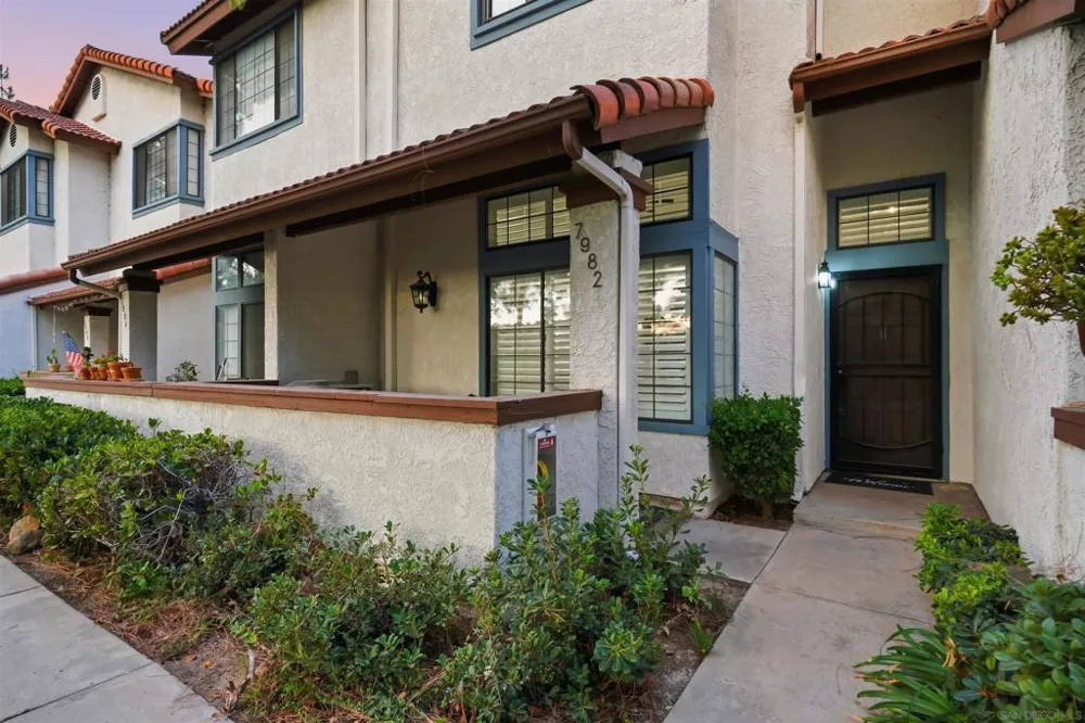 7982 Mission Vista San Diego, CA 92120