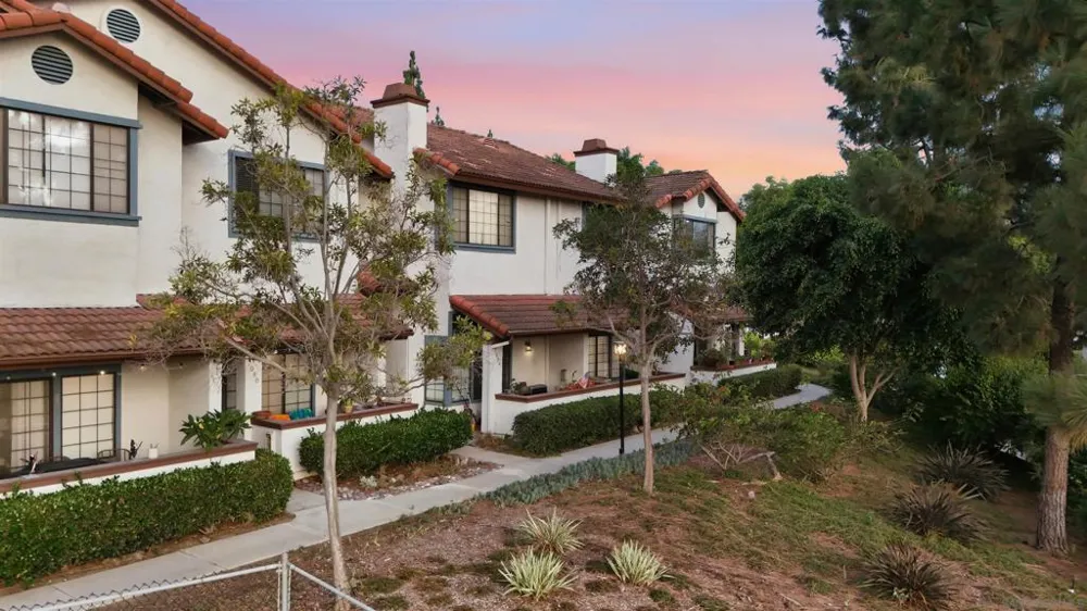 7982 Mission Vista San Diego, CA 92120