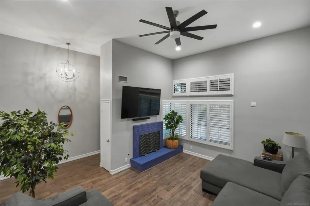 7982 Mission Vista San Diego, CA 92120