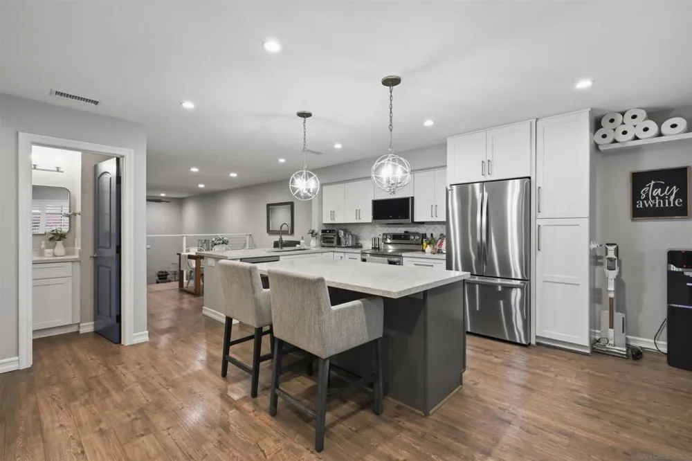 7982 Mission Vista San Diego, CA 92120