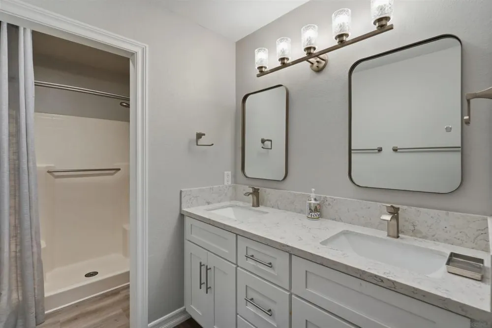 7982 Mission Vista San Diego, CA 92120