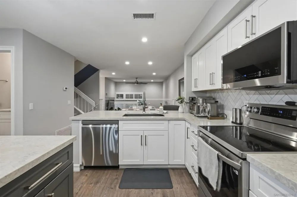 7982 Mission Vista San Diego, CA 92120