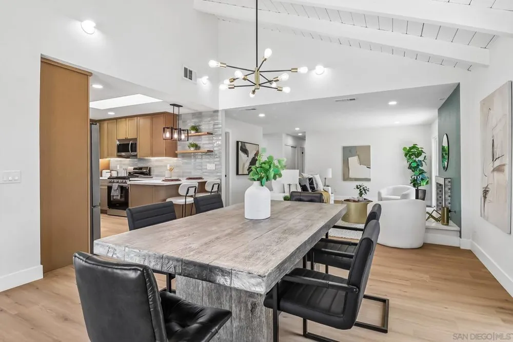767 Jonathon Place Escondido, CA 92027