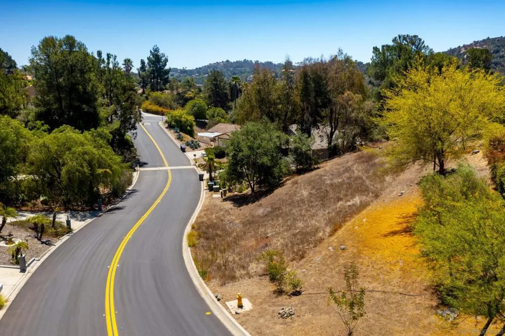10021 Sage Hill Way Escondido, CA 92026