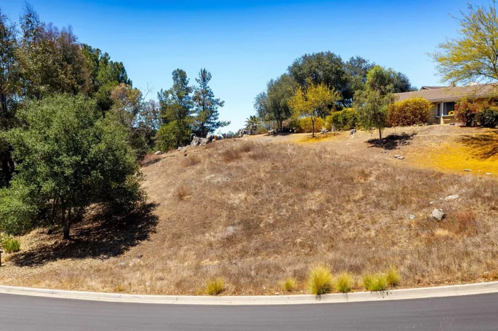 10021 Sage Hill Way Escondido, CA 92026