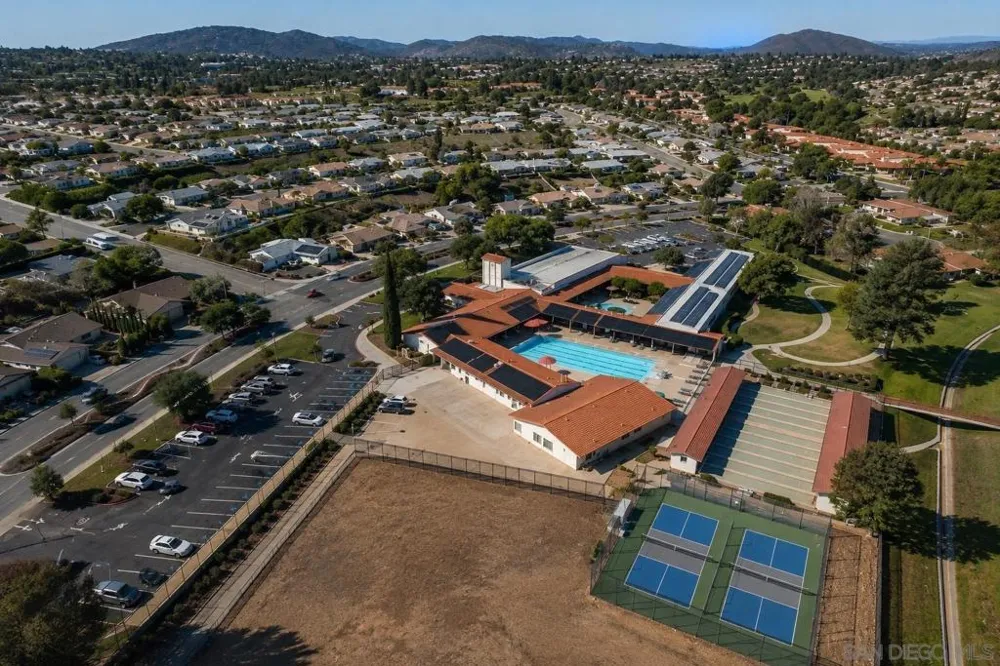 16533 Caminito Vecinos #57 San Diego, CA 92128