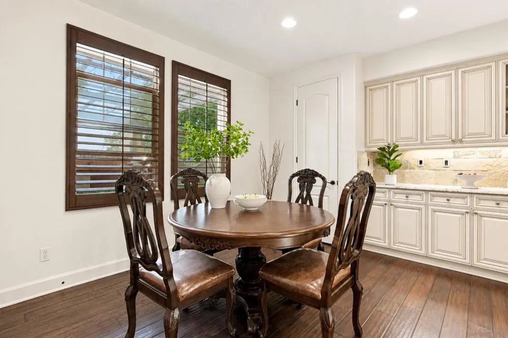 6839 Helenite Place Carlsbad, CA 92009