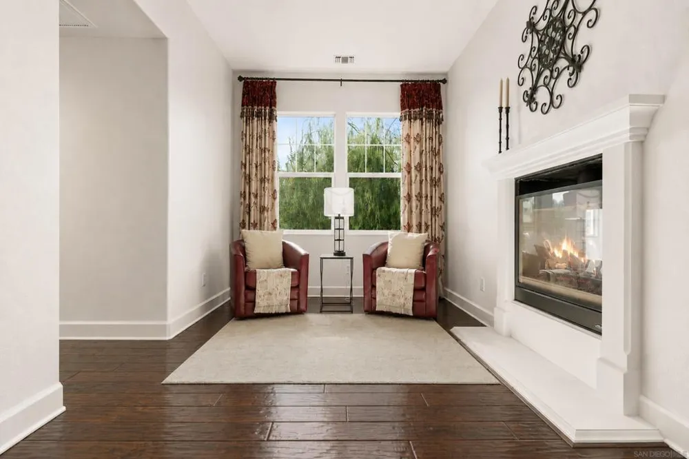 6839 Helenite Place Carlsbad, CA 92009