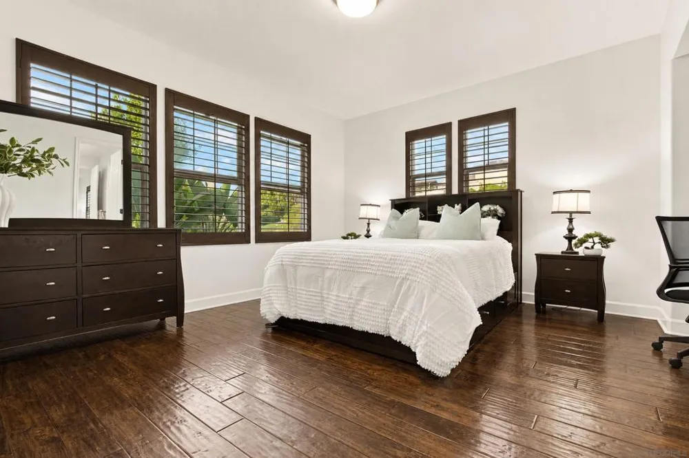 6839 Helenite Place Carlsbad, CA 92009