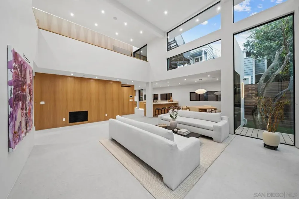 7376 Fay Ave La Jolla, CA 92037